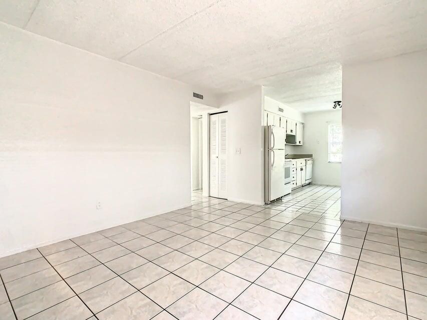 En Renta: $1,235 (2 camas, 1 baños, 784 Pies cuadrados)