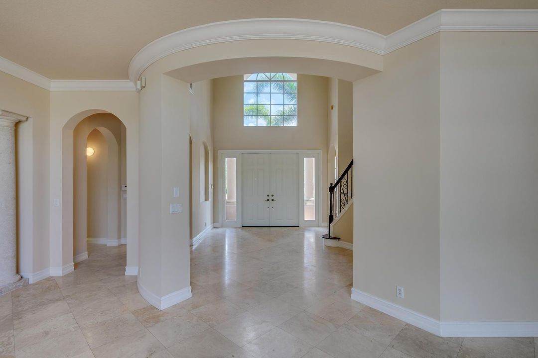 На продажу: $1,649,000 (5 спален, 5 ванн, 4708 Квадратных фут)