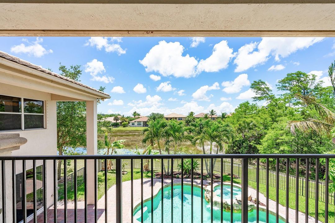 На продажу: $1,649,000 (5 спален, 5 ванн, 4708 Квадратных фут)