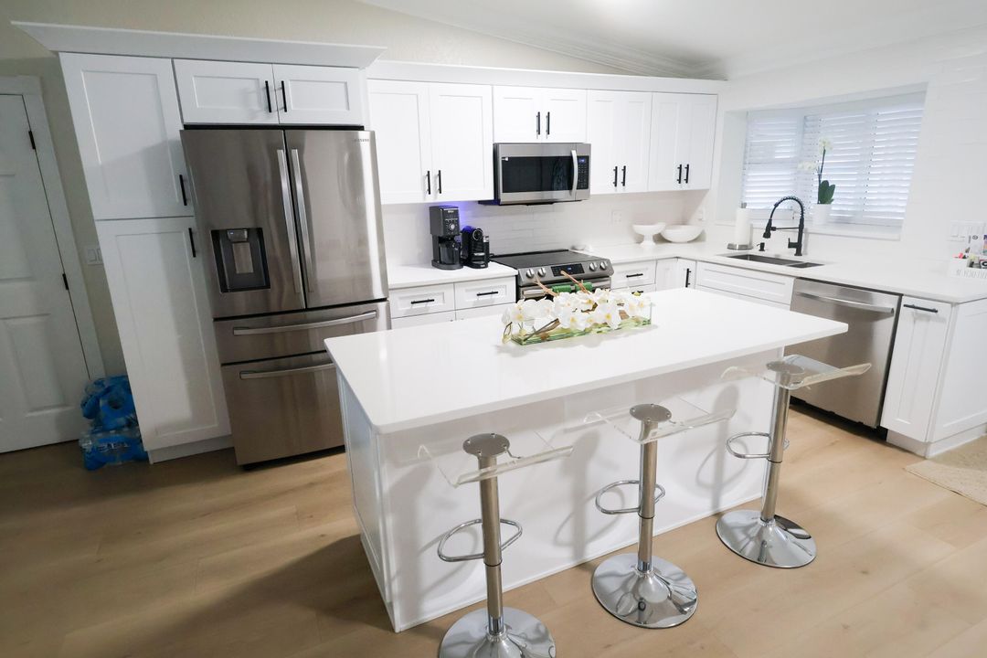 For Sale: $599,900 (4 beds, 2 baths, 1523 Square Feet)