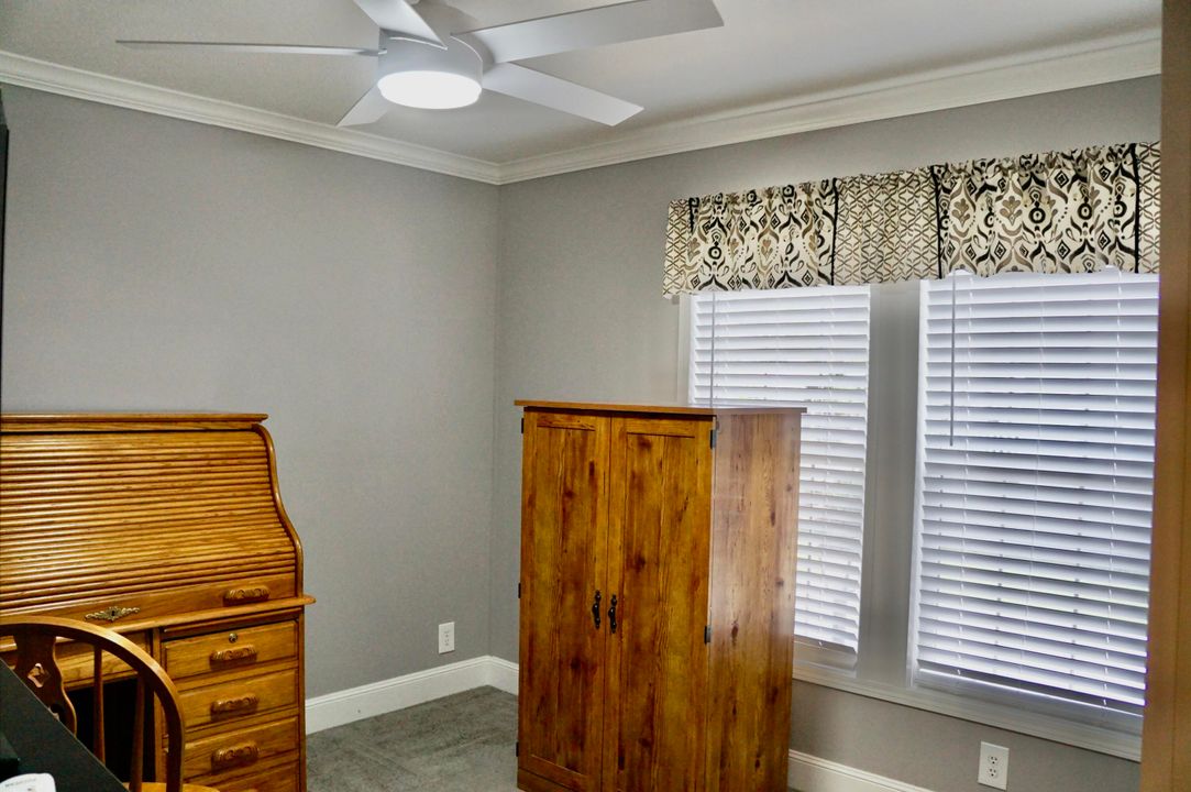 待售: $105,000 (3 贝兹, 2 浴室, 1352 平方英尺)