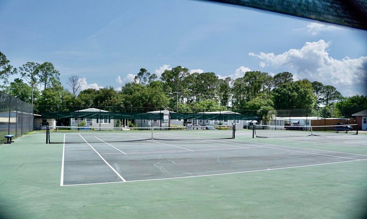 待售: $105,000 (3 贝兹, 2 浴室, 1352 平方英尺)