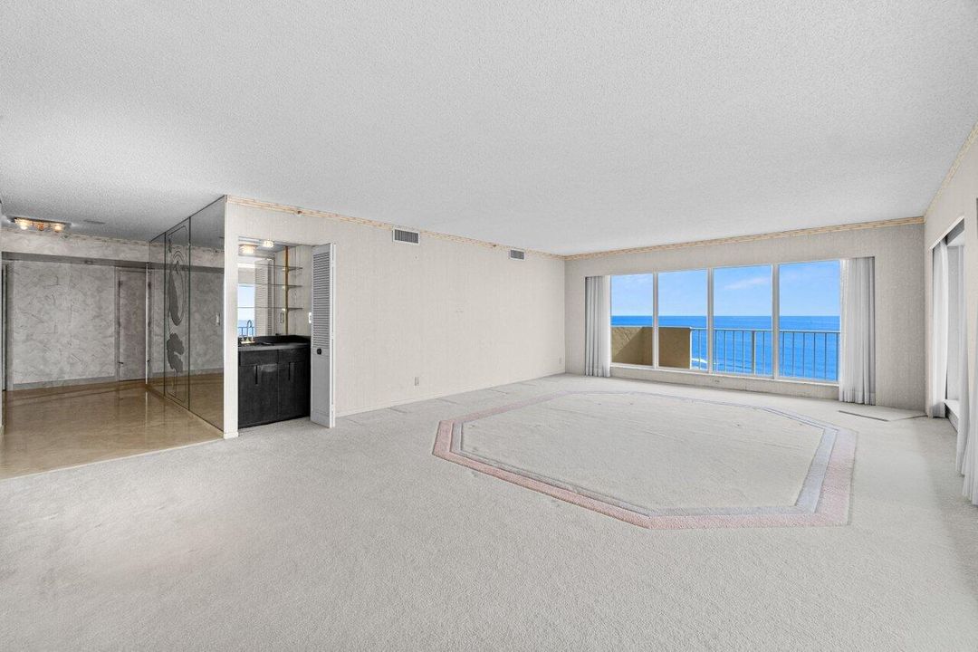 Active With Contract: $1,699,000 (3 beds, 3 baths, 2660 Square Feet)