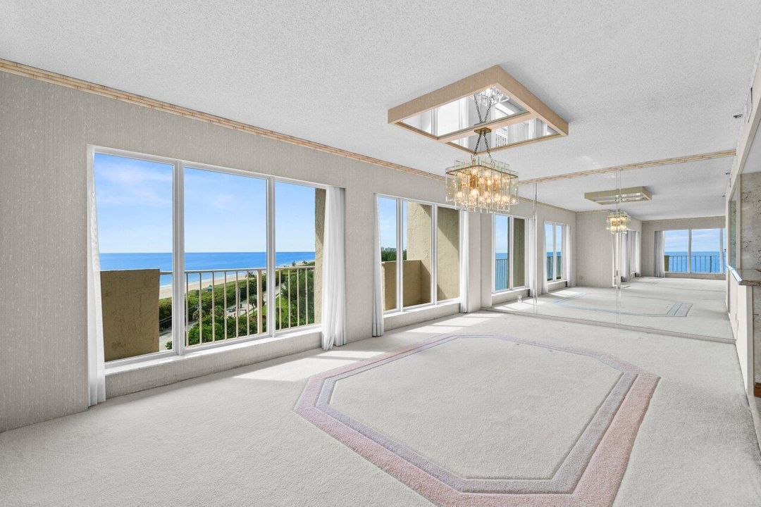 Active With Contract: $1,699,000 (3 beds, 3 baths, 2660 Square Feet)