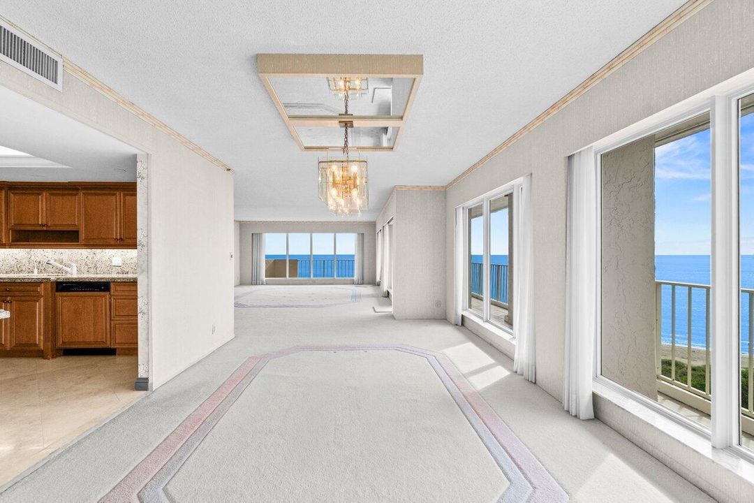 Active With Contract: $1,699,000 (3 beds, 3 baths, 2660 Square Feet)