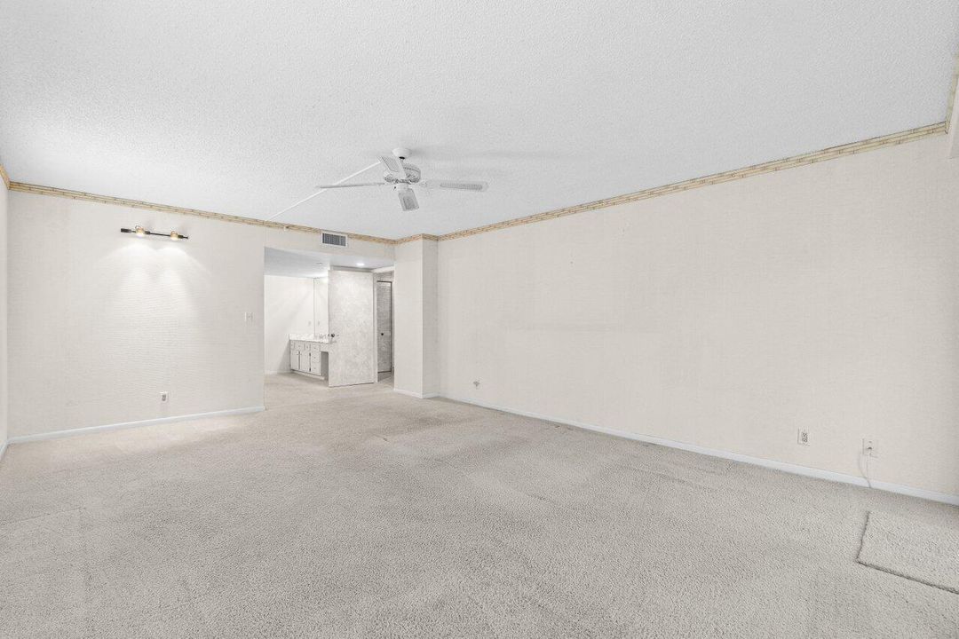 Active With Contract: $1,699,000 (3 beds, 3 baths, 2660 Square Feet)