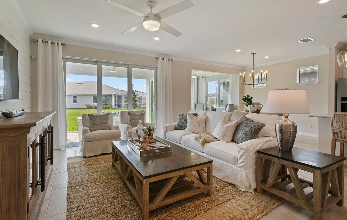 En Venta: $449,155 (2 camas, 2 baños, 1827 Pies cuadrados)