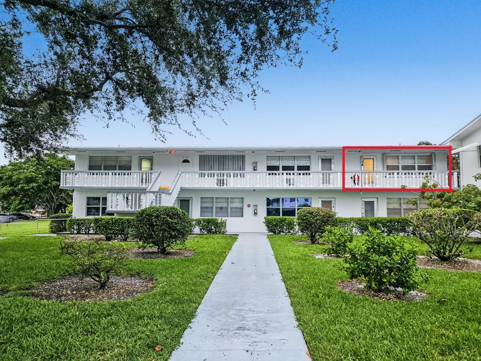 Vendido Recientemente: $77,000 (1 camas, 1 baños, 702 Pies cuadrados)