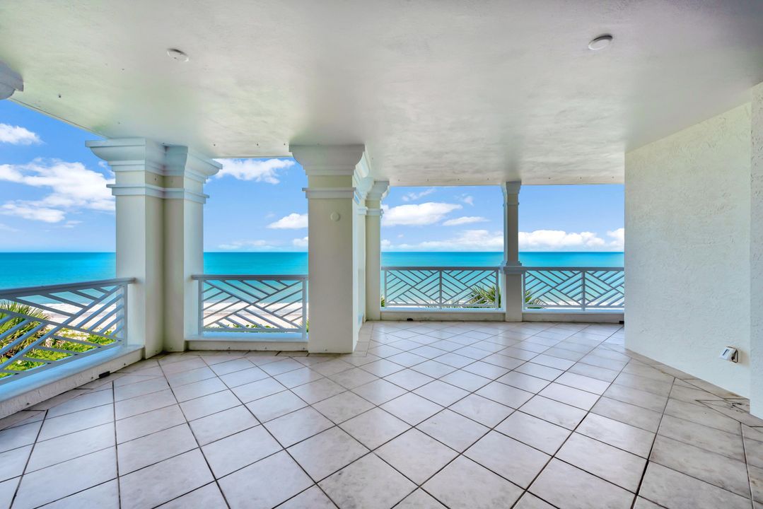 Active With Contract: $1,995,000 (3 beds, 3 baths, 3510 Square Feet)