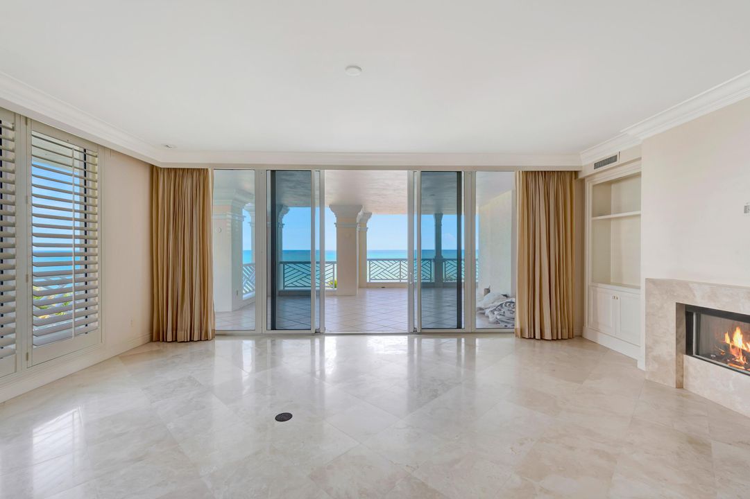 Active With Contract: $1,995,000 (3 beds, 3 baths, 3510 Square Feet)