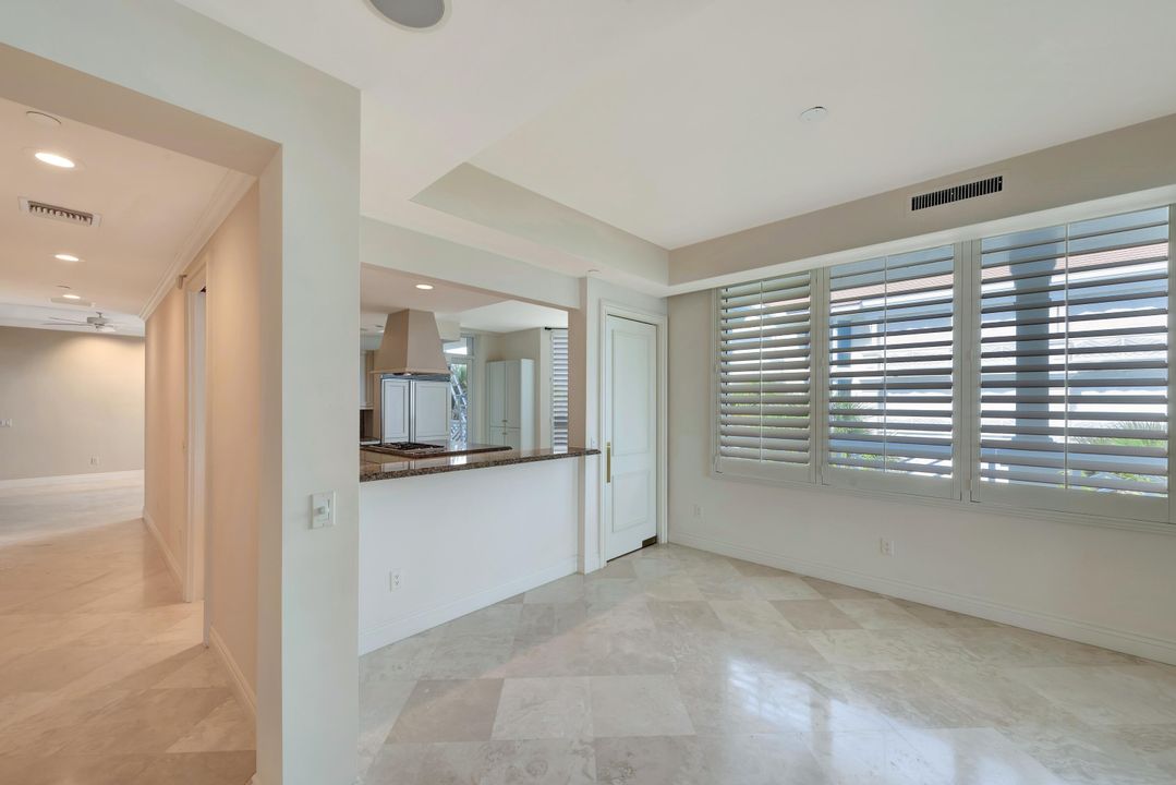 Active With Contract: $1,995,000 (3 beds, 3 baths, 3510 Square Feet)