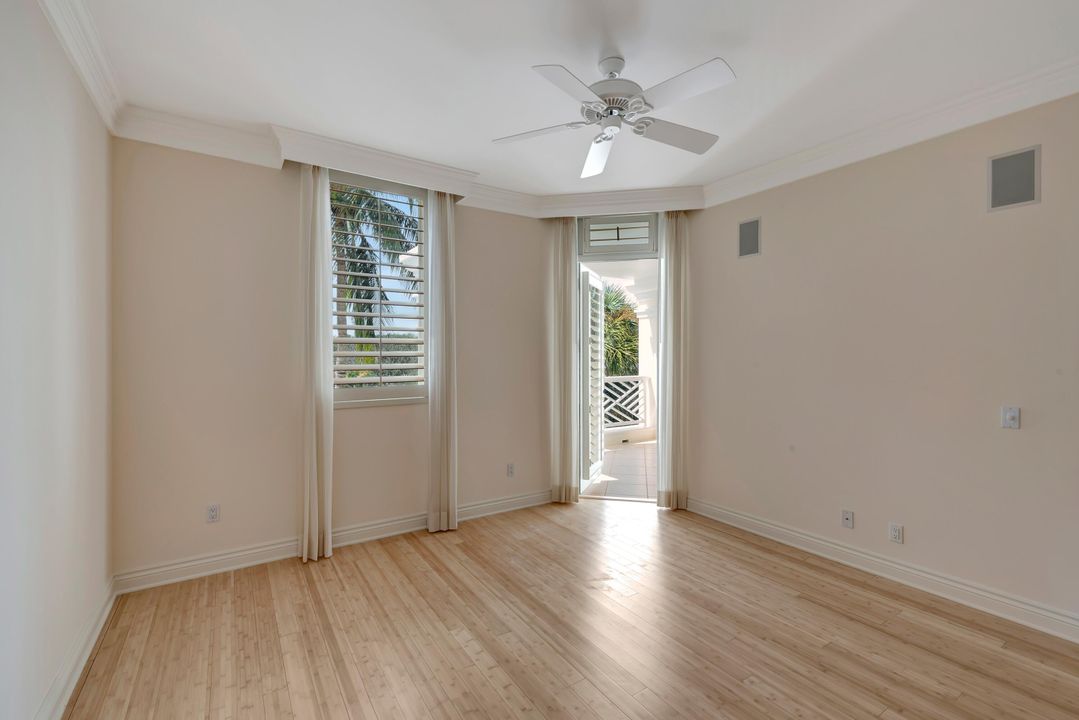 Active With Contract: $1,995,000 (3 beds, 3 baths, 3510 Square Feet)