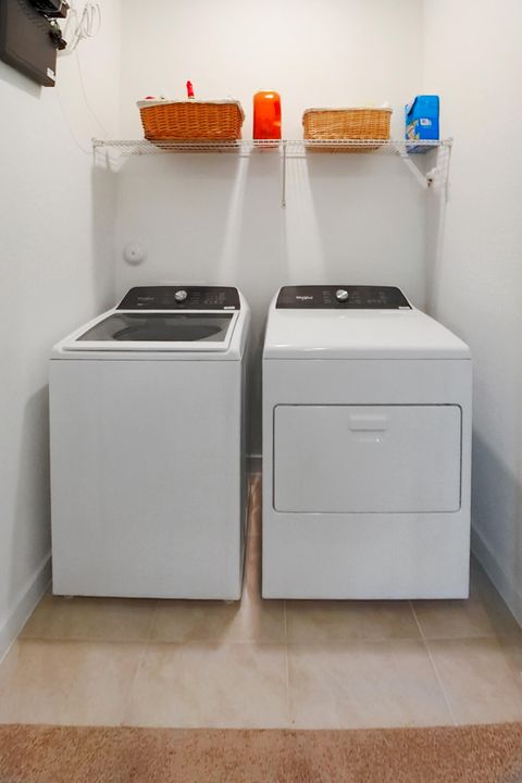 For Sale: $484,990 (3 beds, 2 baths, 1719 Square Feet)