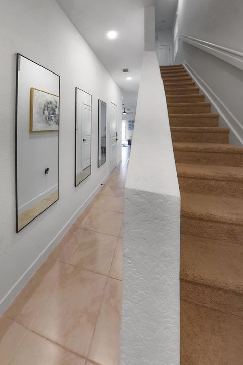 For Sale: $484,990 (3 beds, 2 baths, 1719 Square Feet)