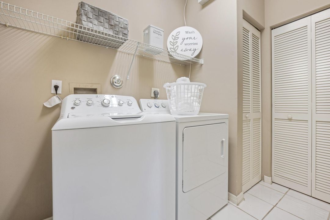 Activo con contrato: $450,000 (3 camas, 2 baños, 1778 Pies cuadrados)