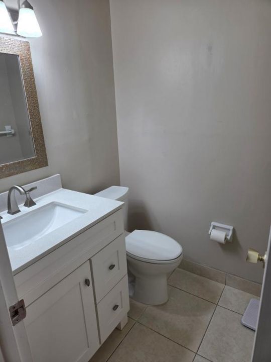 For Sale: $159,500 (1 beds, 1 baths, 1100 Square Feet)