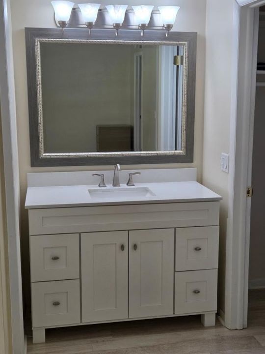 For Sale: $159,500 (1 beds, 1 baths, 1100 Square Feet)