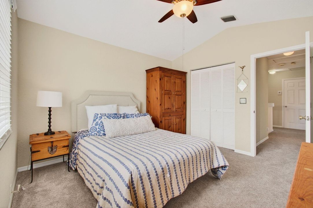 Activo con contrato: $775,000 (5 camas, 3 baños, 3128 Pies cuadrados)