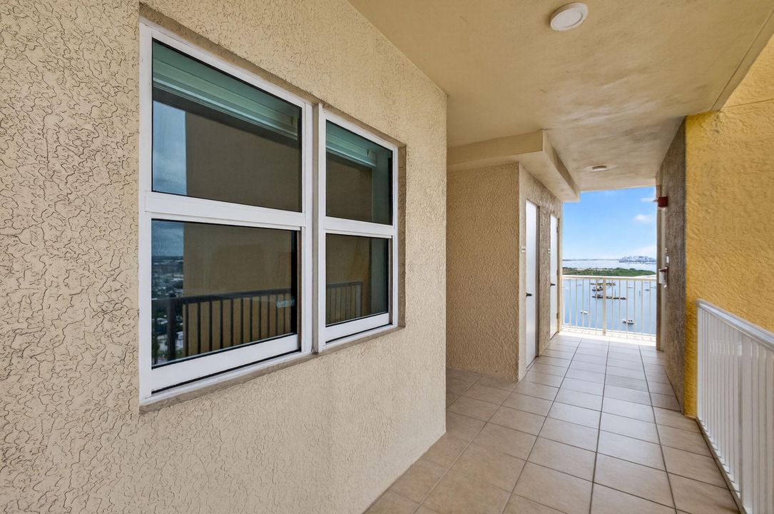 Activo con contrato: $8,500 (3 camas, 3 baños, 1800 Pies cuadrados)