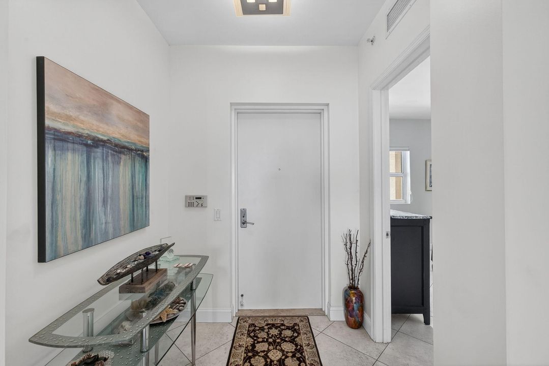 Activo con contrato: $8,500 (3 camas, 3 baños, 1800 Pies cuadrados)