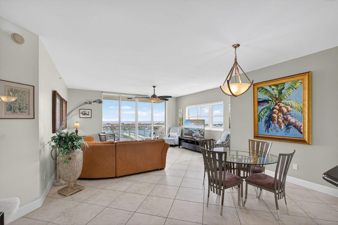 Activo con contrato: $8,500 (3 camas, 3 baños, 1800 Pies cuadrados)