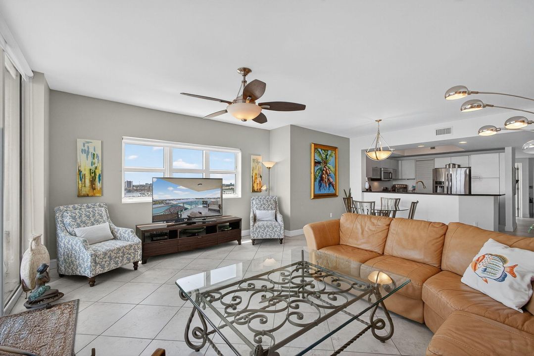 Activo con contrato: $8,500 (3 camas, 3 baños, 1800 Pies cuadrados)