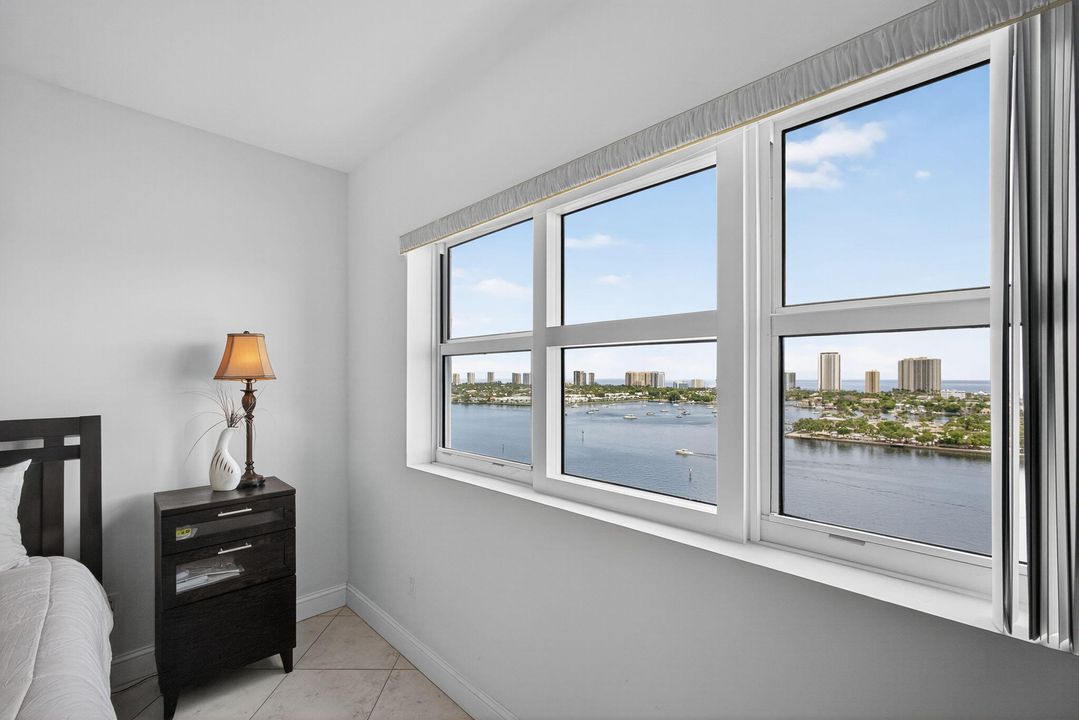 Activo con contrato: $8,500 (3 camas, 3 baños, 1800 Pies cuadrados)