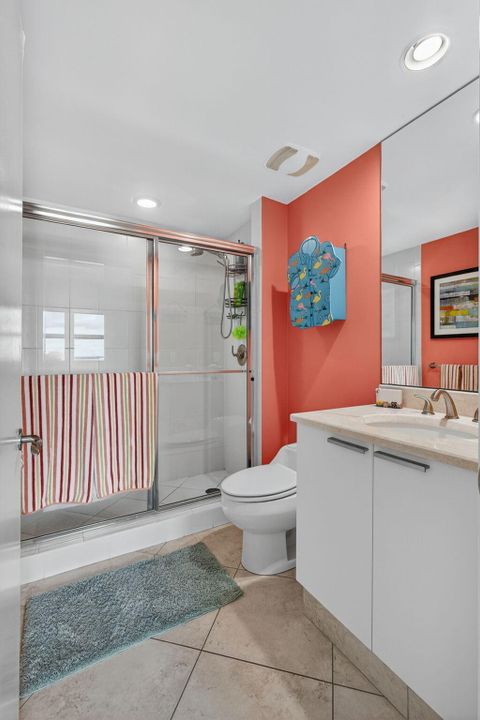 Activo con contrato: $8,500 (3 camas, 3 baños, 1800 Pies cuadrados)