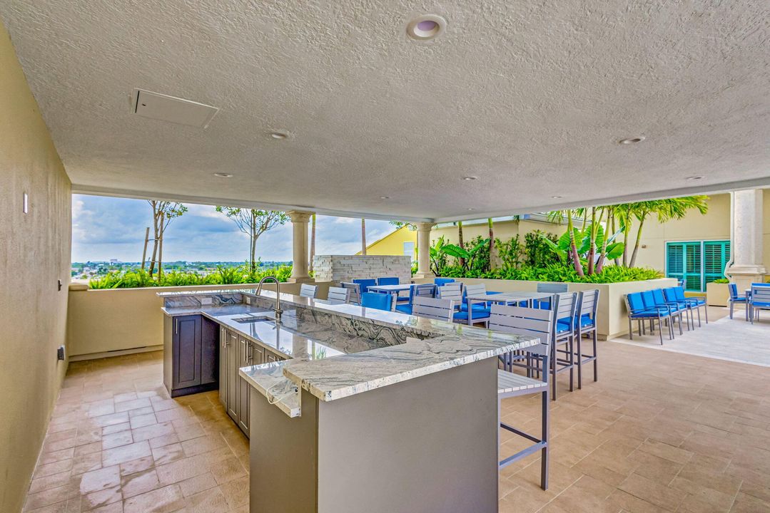 Activo con contrato: $8,500 (3 camas, 3 baños, 1800 Pies cuadrados)