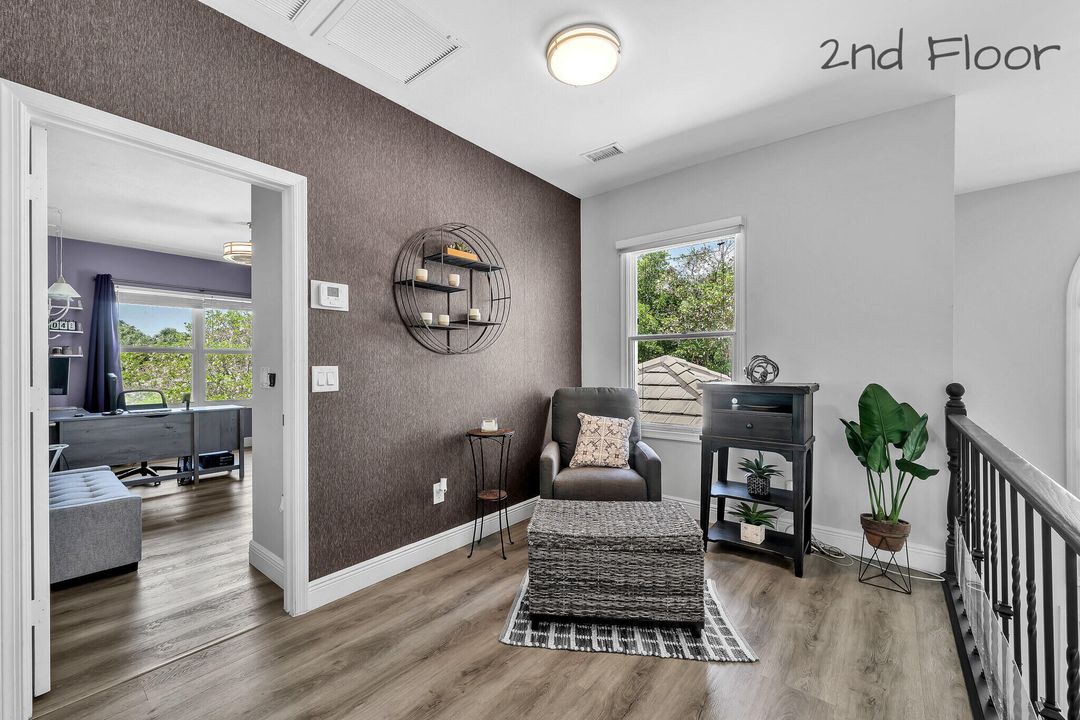 Под контрактом: $6,000 (3 спален, 2 ванн, 2636 Квадратных фут)