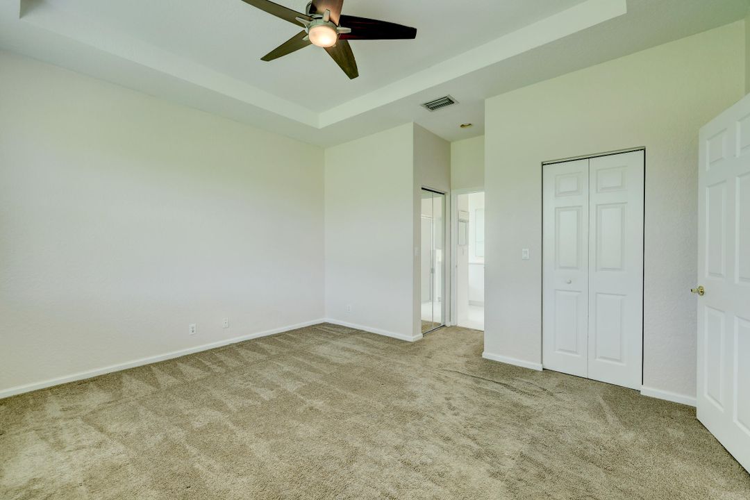 Active With Contract: $2,350 (3 beds, 2 baths, 1473 Square Feet)