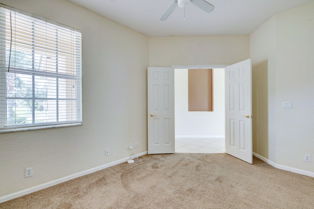 Active With Contract: $2,350 (3 beds, 2 baths, 1473 Square Feet)