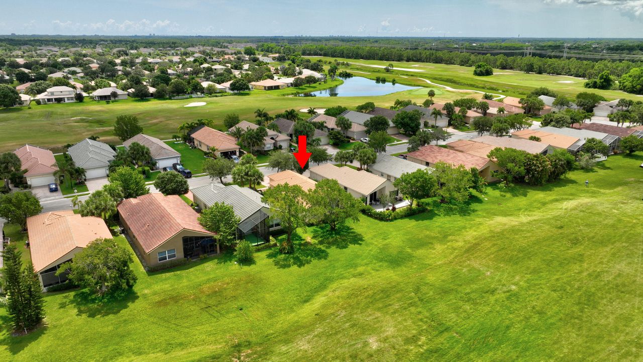 Active With Contract: $2,350 (3 beds, 2 baths, 1473 Square Feet)