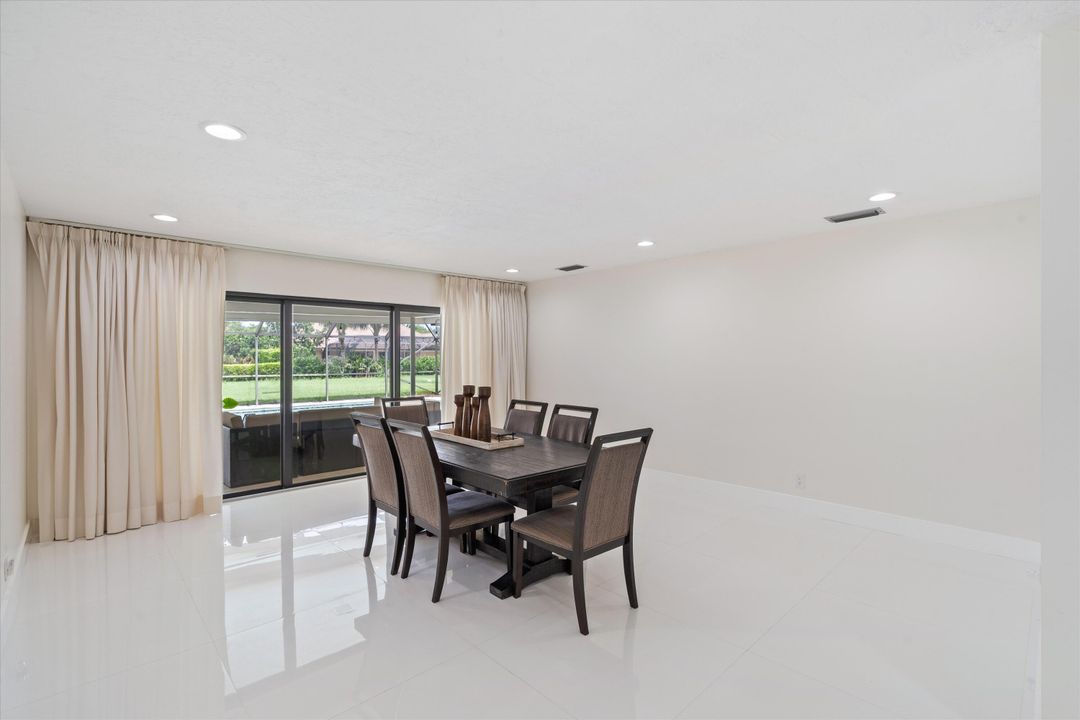 待售: $999,000 (4 贝兹, 3 浴室, 2918 平方英尺)