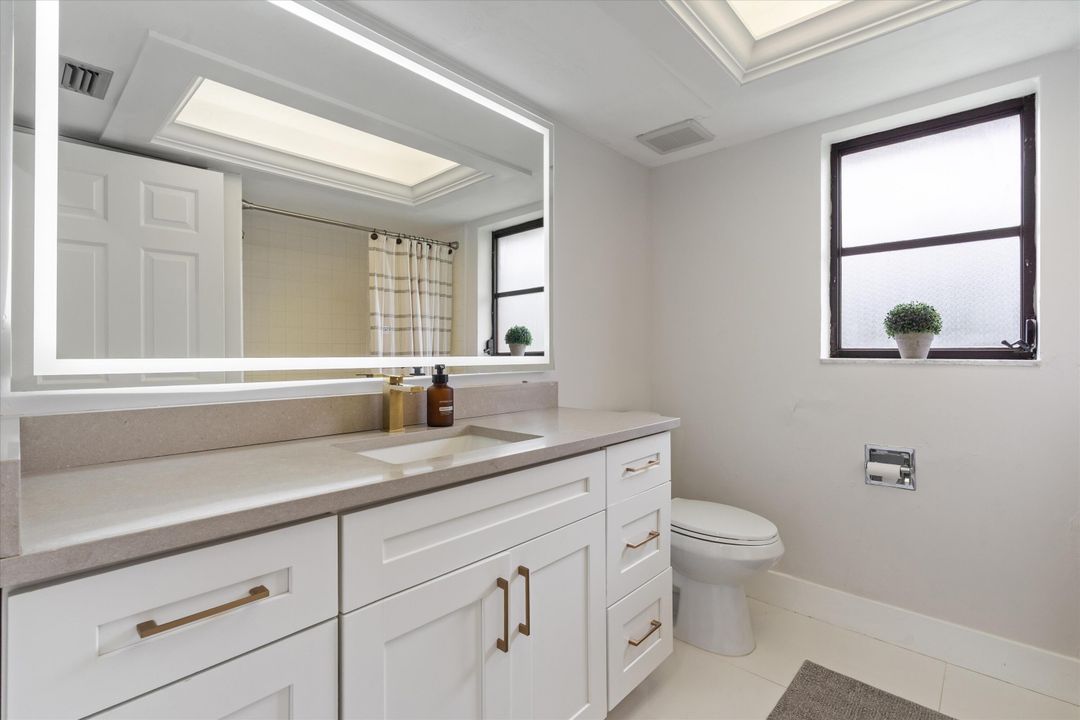 待售: $999,000 (4 贝兹, 3 浴室, 2918 平方英尺)