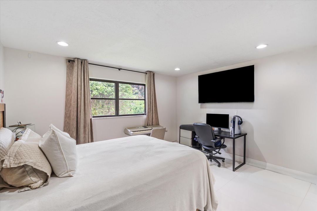 待售: $999,000 (4 贝兹, 3 浴室, 2918 平方英尺)