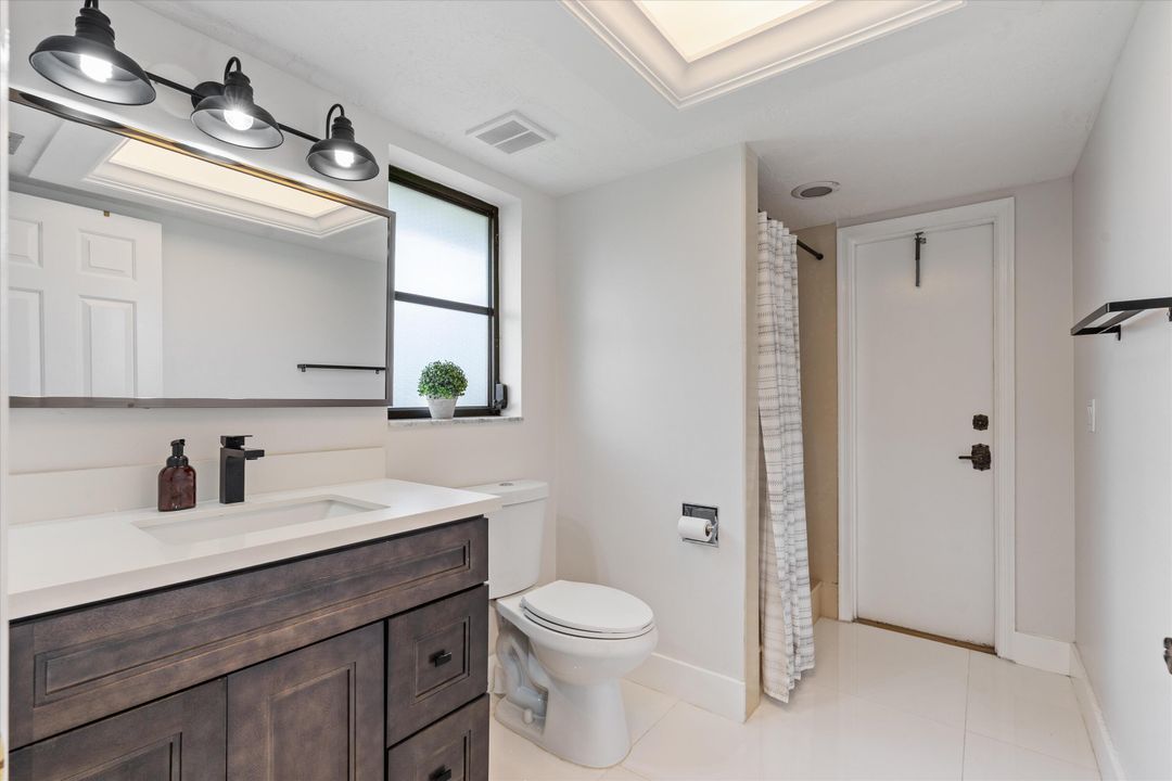 待售: $999,000 (4 贝兹, 3 浴室, 2918 平方英尺)