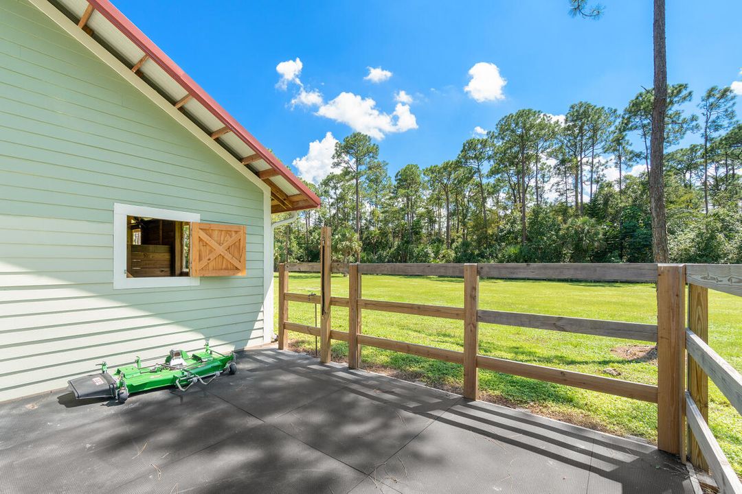 For Rent: $750 (0 beds, 0 baths, 2560 Square Feet)