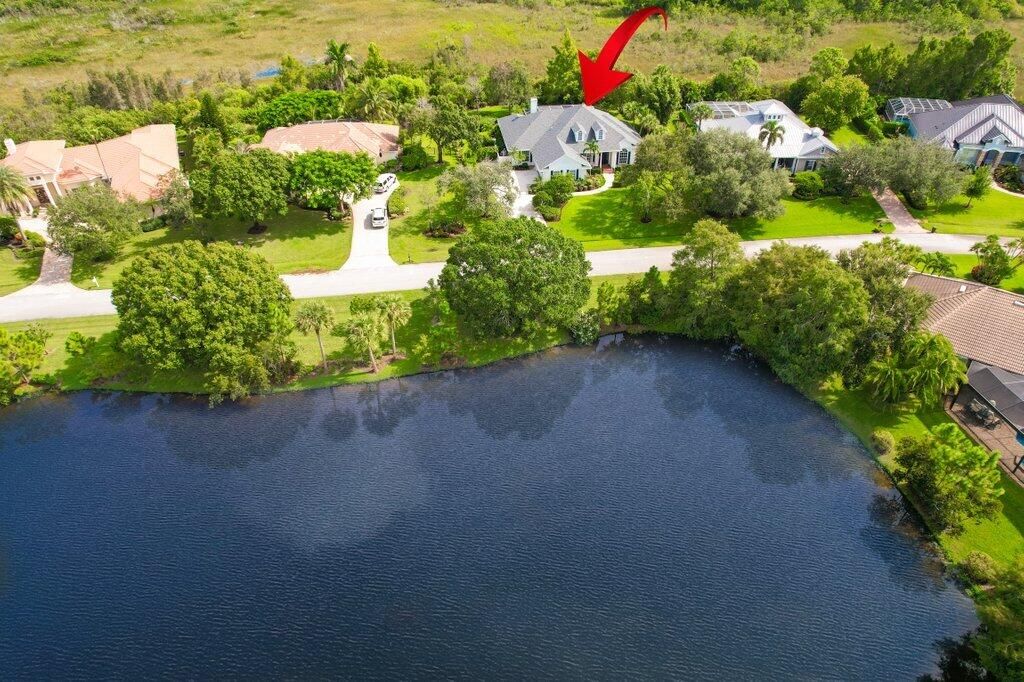 最近售出: $1,195,000 (4 贝兹, 3 浴室, 2833 平方英尺)