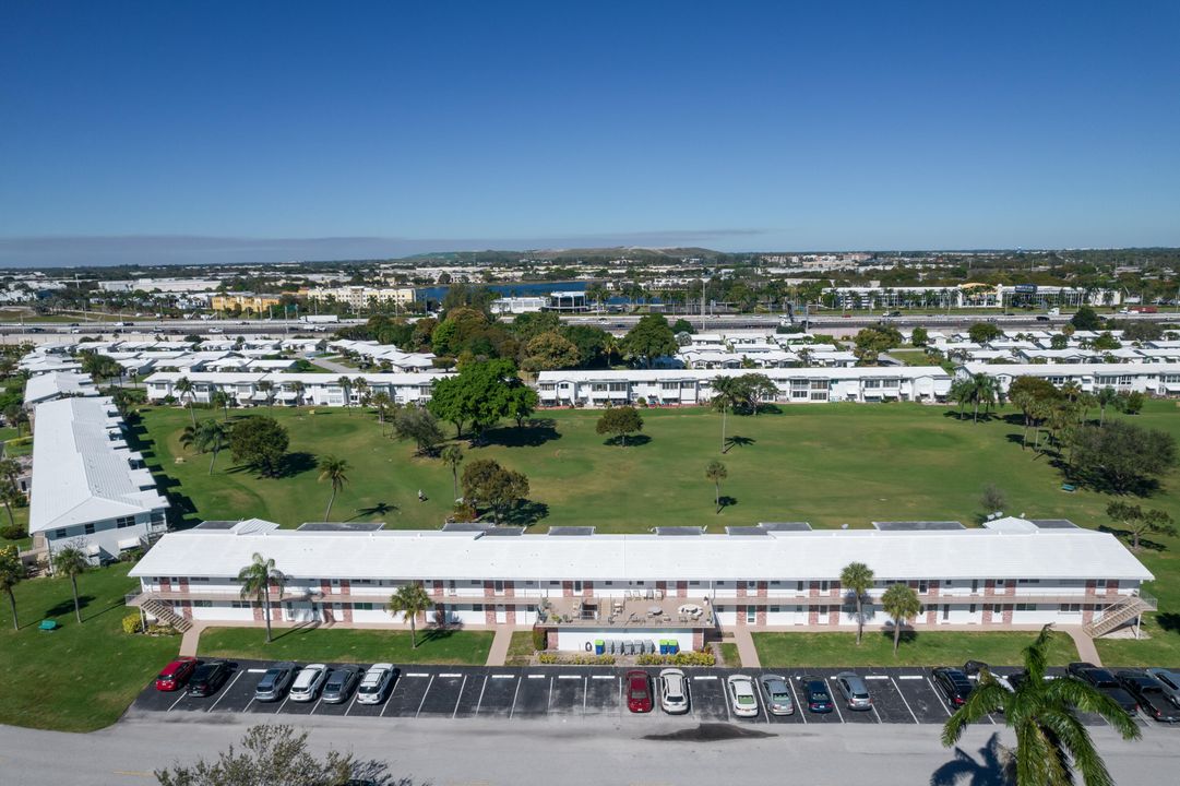 待售: $97,000 (1 贝兹, 1 浴室, 600 平方英尺)