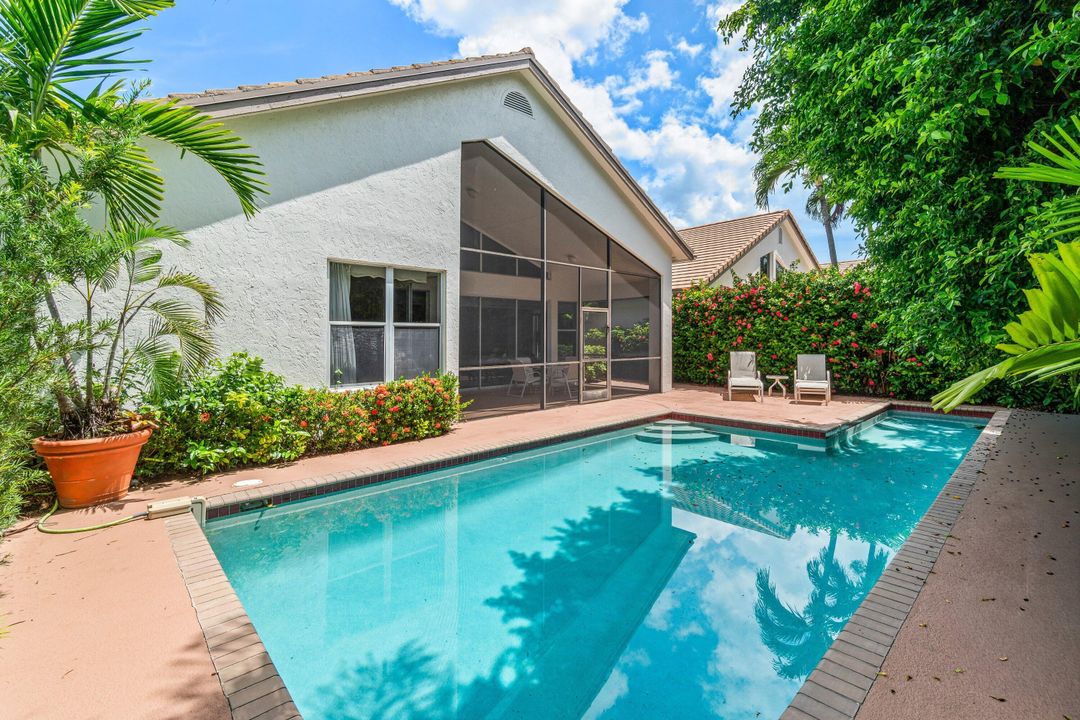 Activo con contrato: $14,000 (3 camas, 2 baños, 2204 Pies cuadrados)