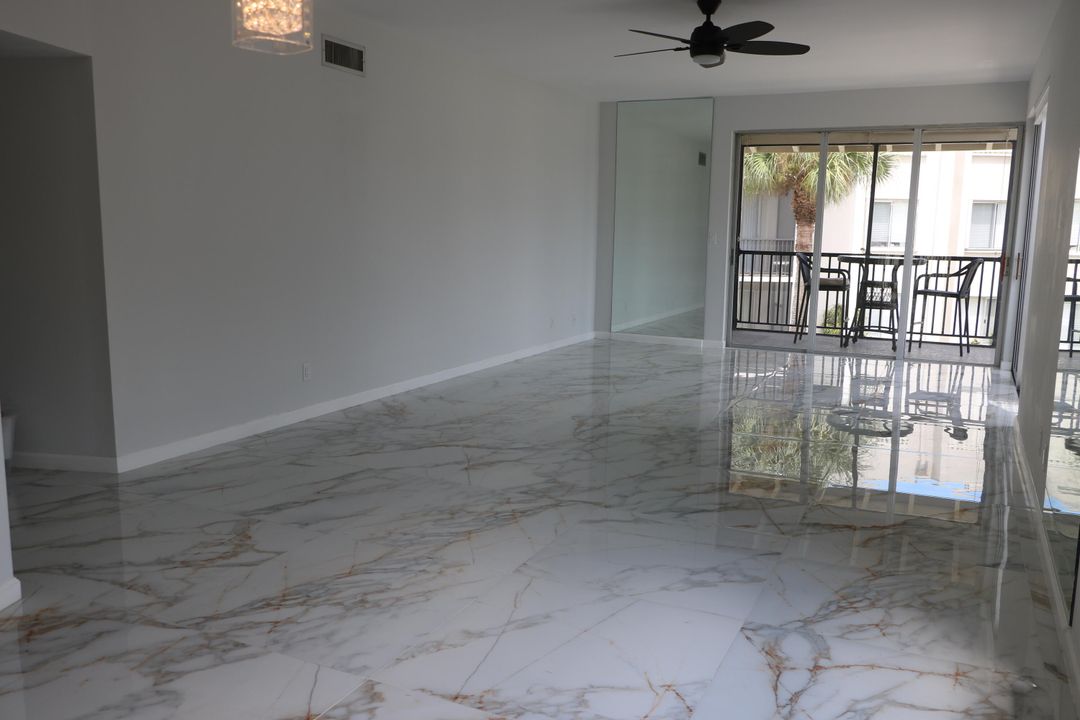 For Sale: $320,000 (2 beds, 2 baths, 1537 Square Feet)