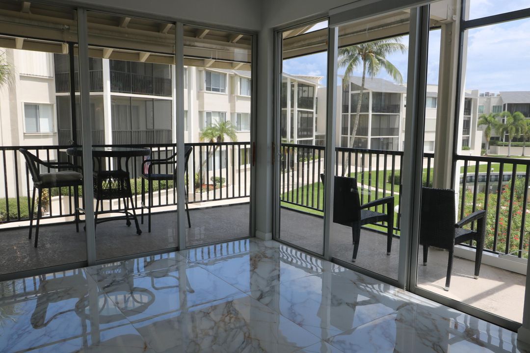 For Sale: $320,000 (2 beds, 2 baths, 1537 Square Feet)