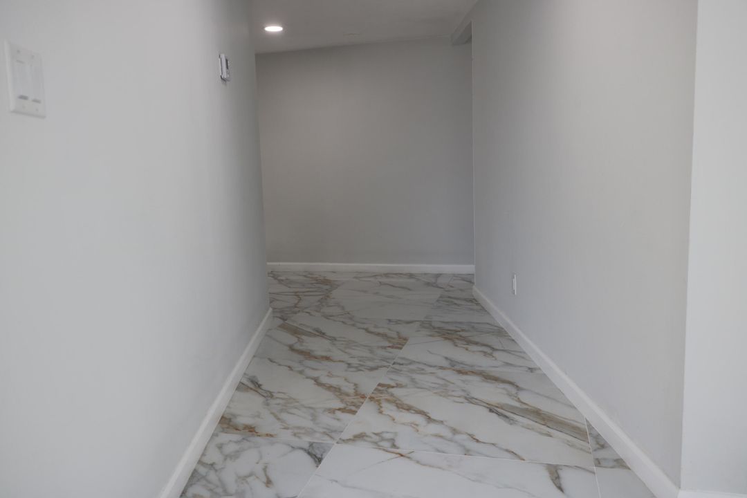 For Sale: $320,000 (2 beds, 2 baths, 1537 Square Feet)