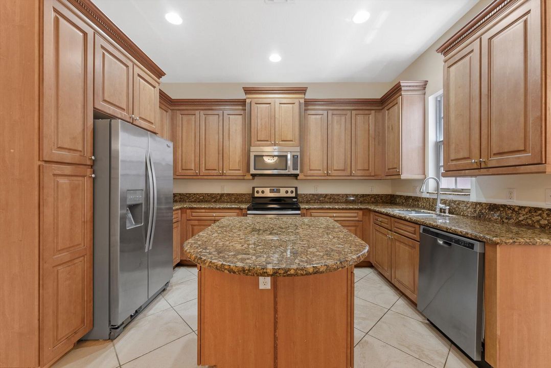 Active With Contract: $625,000 (3 beds, 2 baths, 2092 Square Feet)