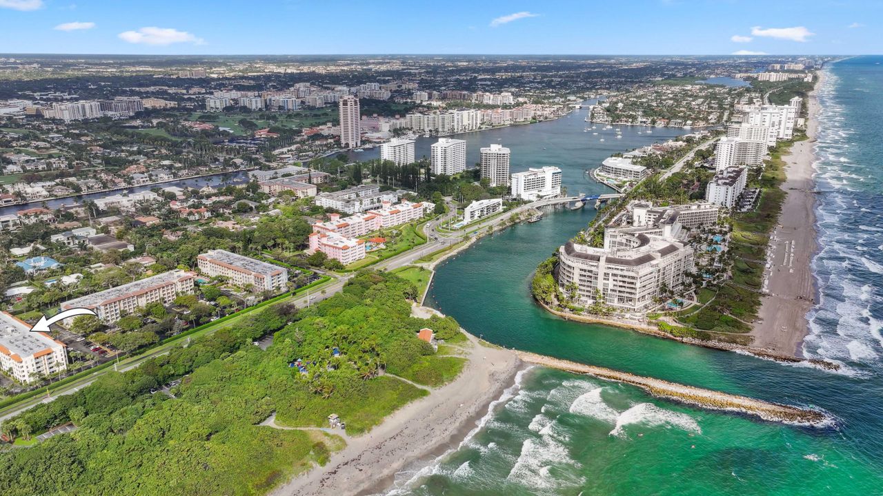 Под контрактом: $419,000 (2 спален, 2 ванн, 1093 Квадратных фут)