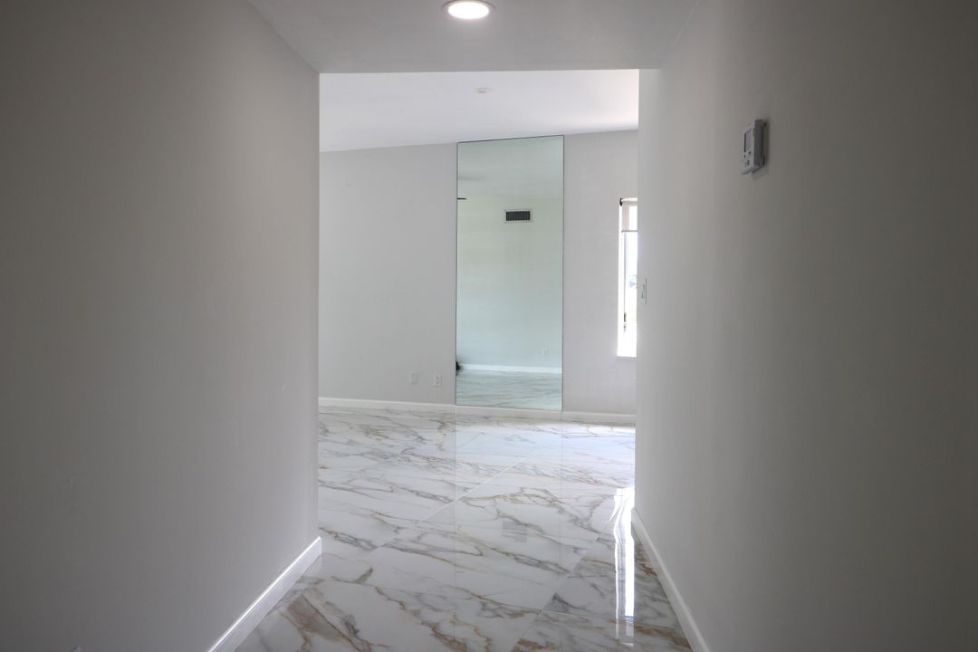 For Sale: $320,000 (2 beds, 2 baths, 1537 Square Feet)