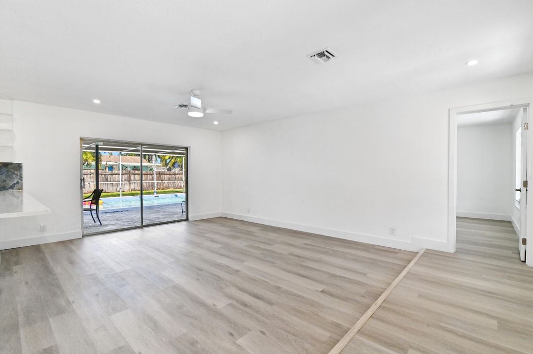 For Sale: $675,000 (3 beds, 2 baths, 1637 Square Feet)