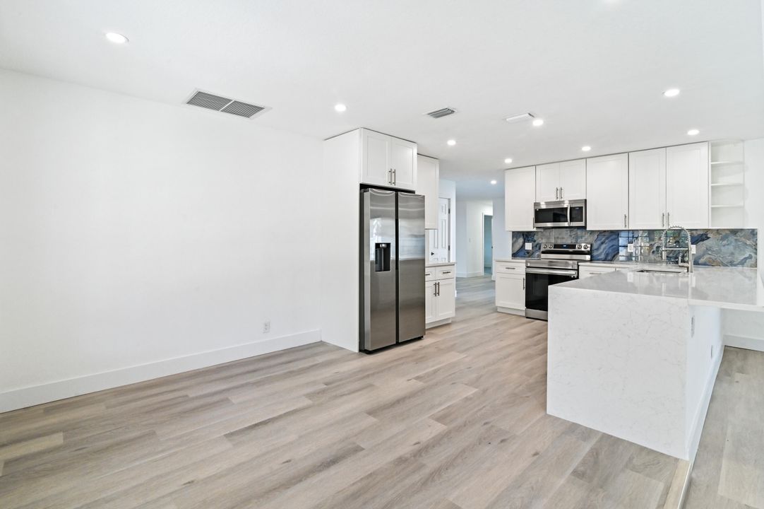 For Sale: $675,000 (3 beds, 2 baths, 1637 Square Feet)