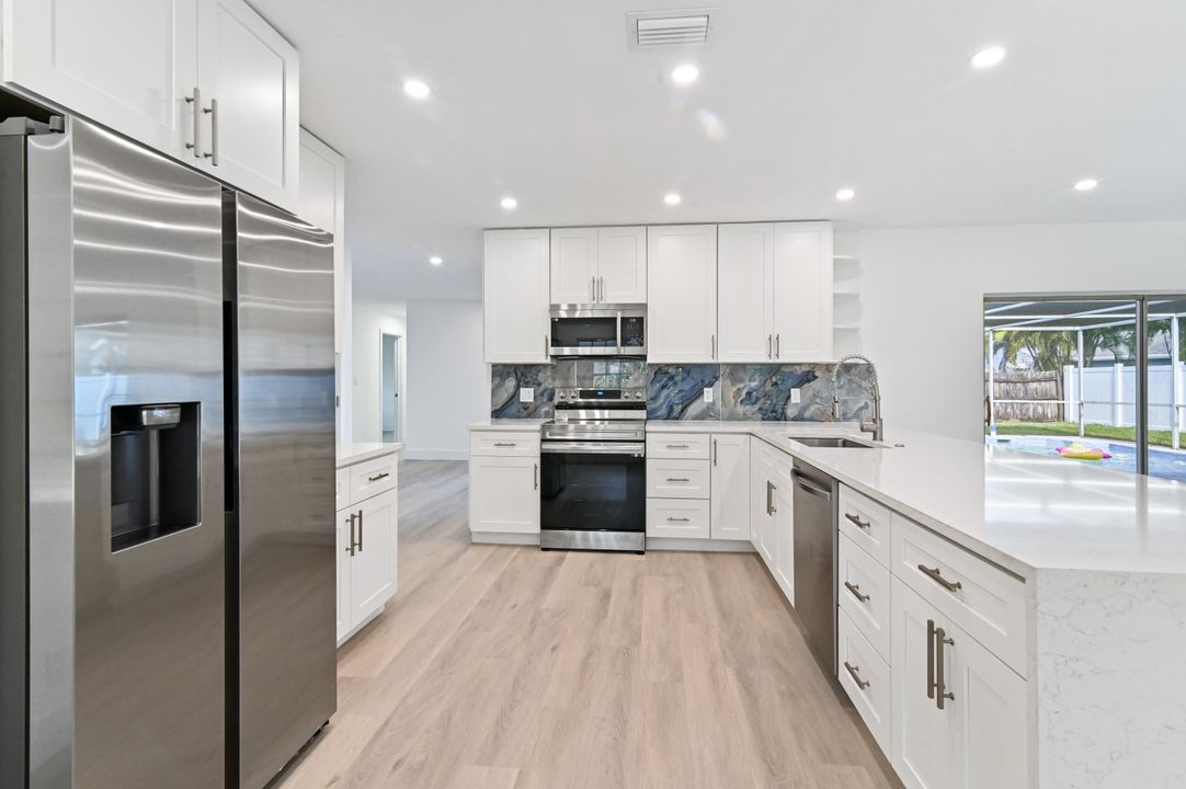 For Sale: $675,000 (3 beds, 2 baths, 1637 Square Feet)